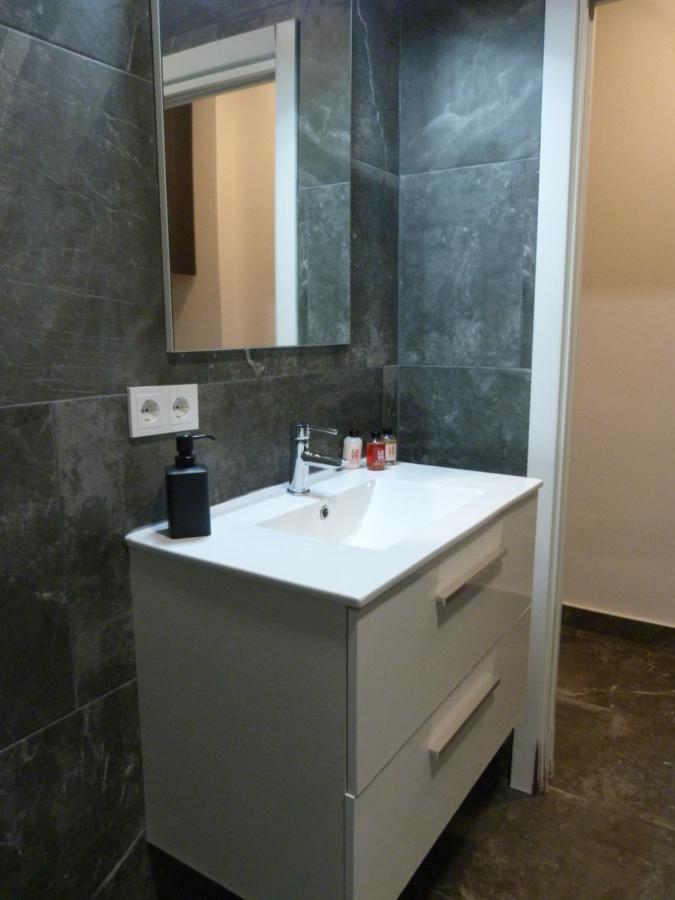 Cozy Rooms 45 Valenza Esterno foto