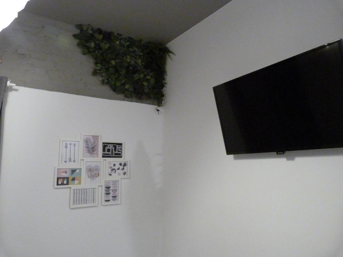 Cozy Rooms 45 Valenza Esterno foto