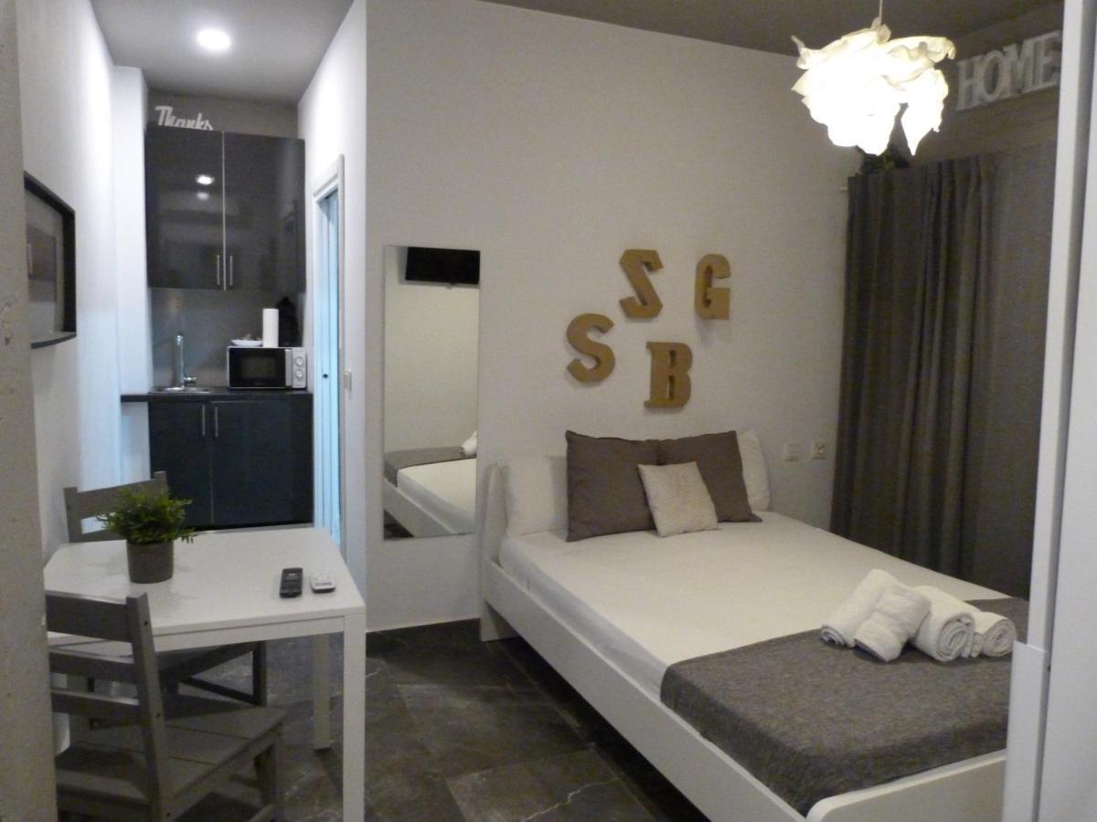 Cozy Rooms 45 Valenza Esterno foto